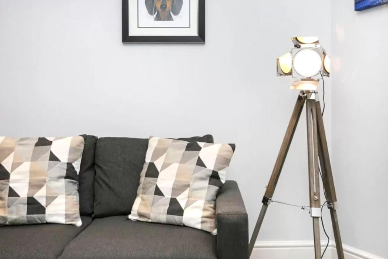 Ultra Modern, Stylish Apartment Next To Princes St EDI Eksteriør bilde